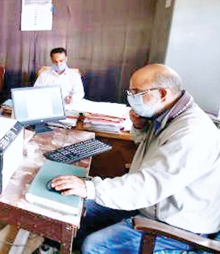 उम्रदराज अफसरों