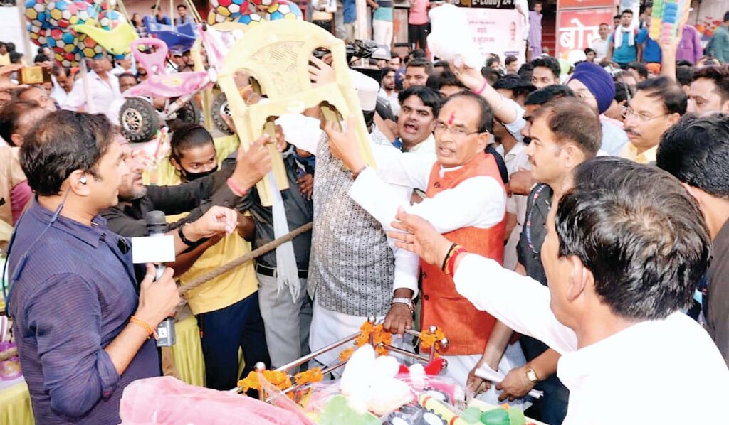 स्व-सहायता समूहों