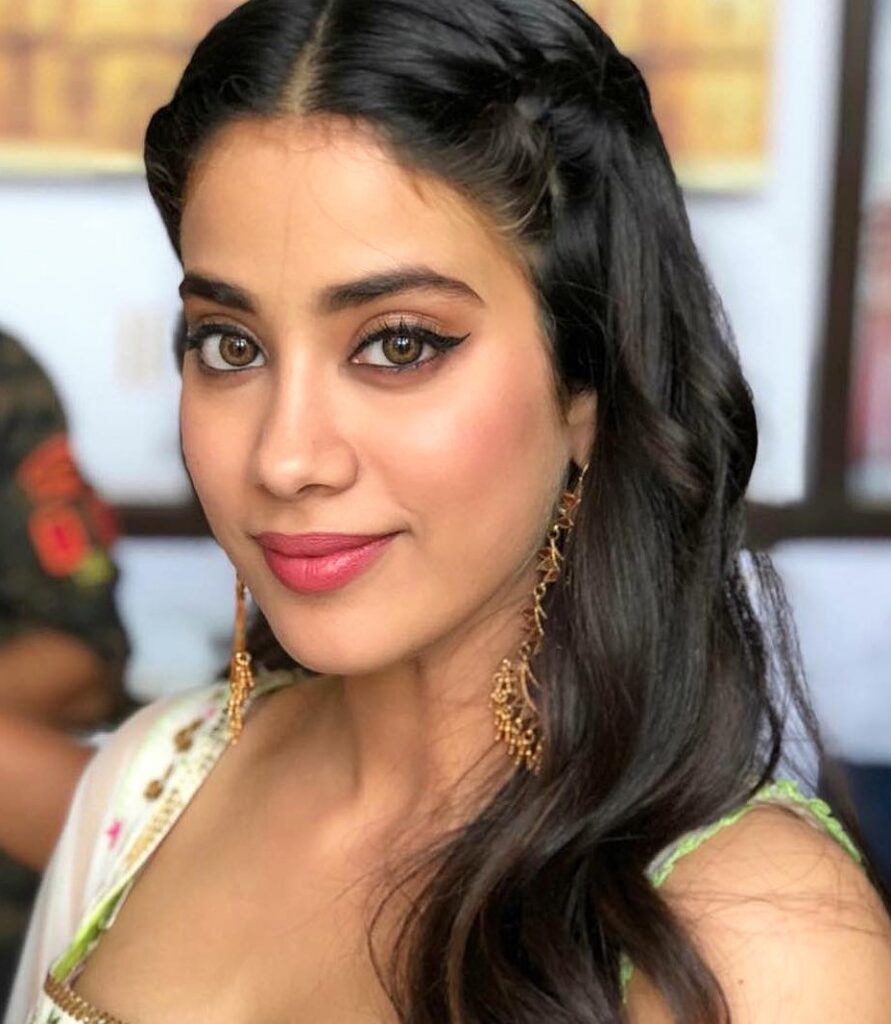 जान्हवी कपूर