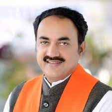खनिज मंत्री सिंह