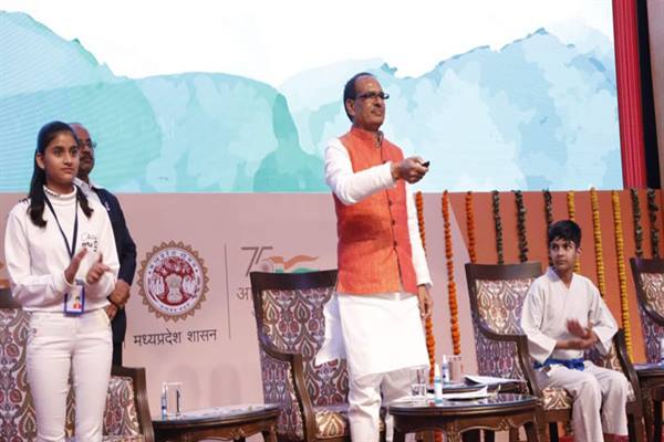 मुख्यमंत्री चौहान