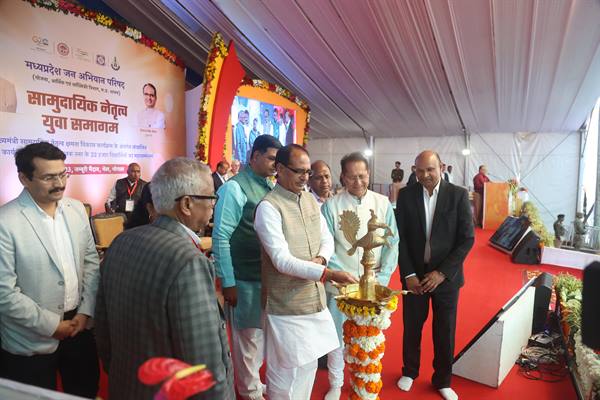 मुख्यमंत्री शिवराज