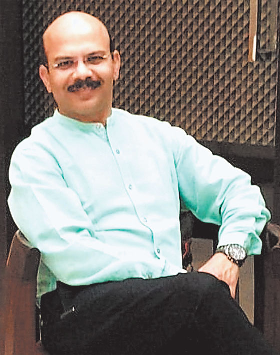 आलोक खरे