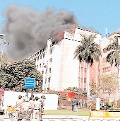 सीएम स्वेच्छानुदान