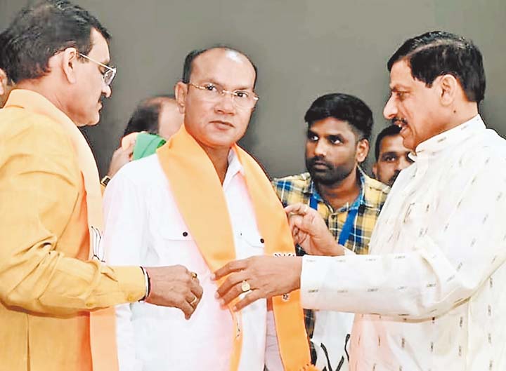 कमलेश