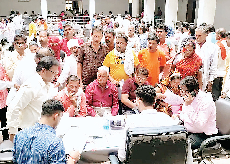 राजस्व विभाग फिसड्डी