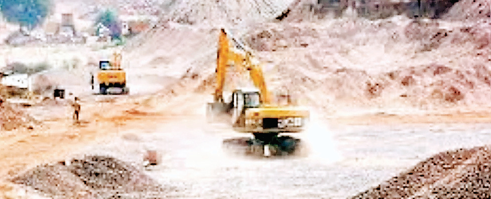 अवैध खनन 