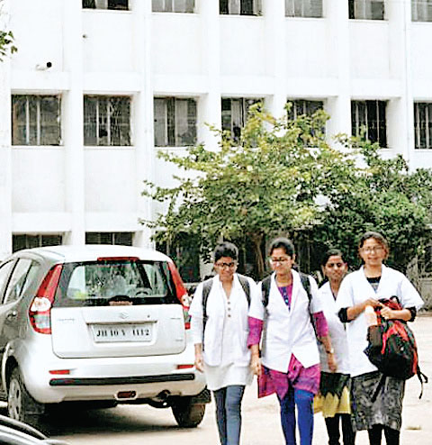 मेडिकल कॉलेज