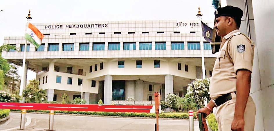 थर्ड जेंडर बनेंगे कमांडेंट