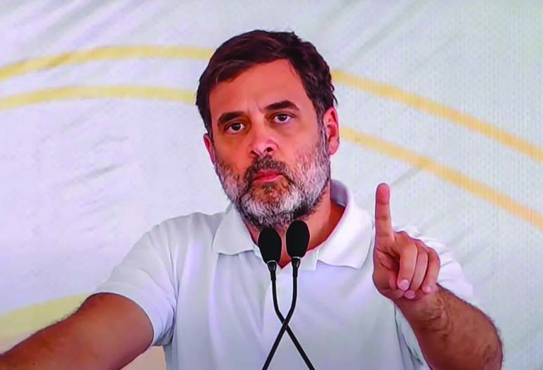  राहुल गांधी