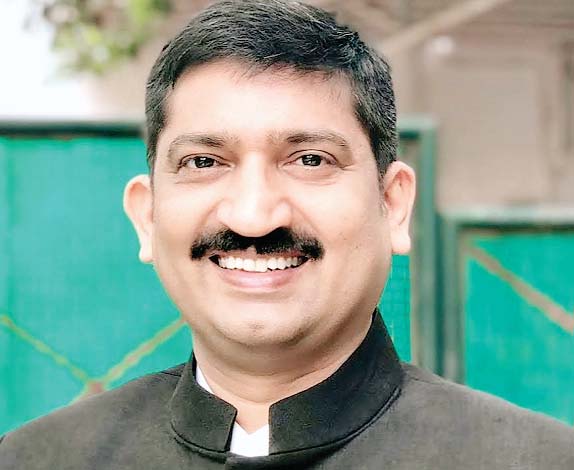 आईएएस अधिकारियों