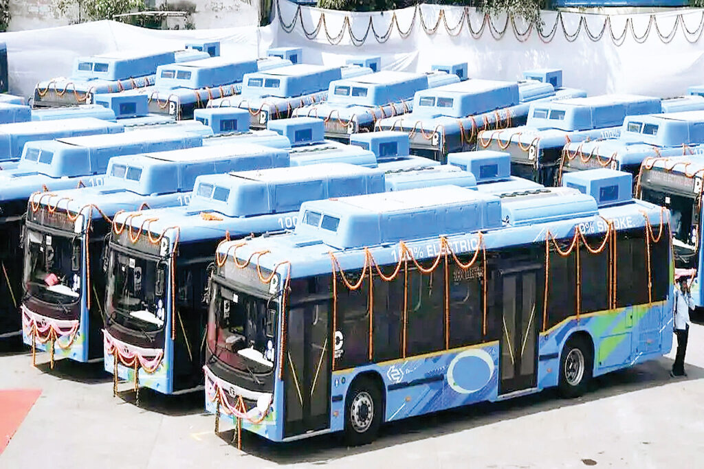 बसों का संचालन