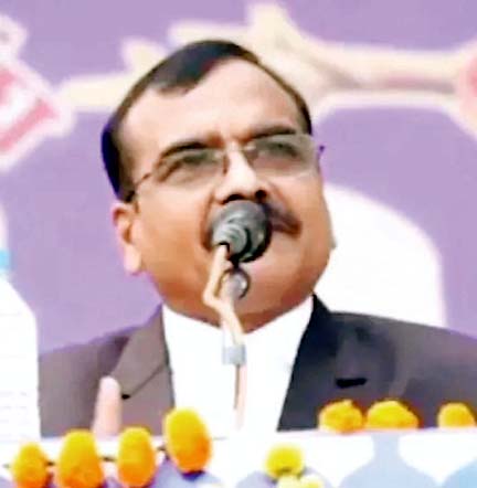 आईएएस संतोष